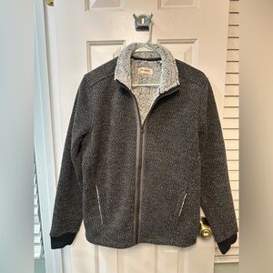 Cozy Gray Sherpa-Lined Men's Jacket